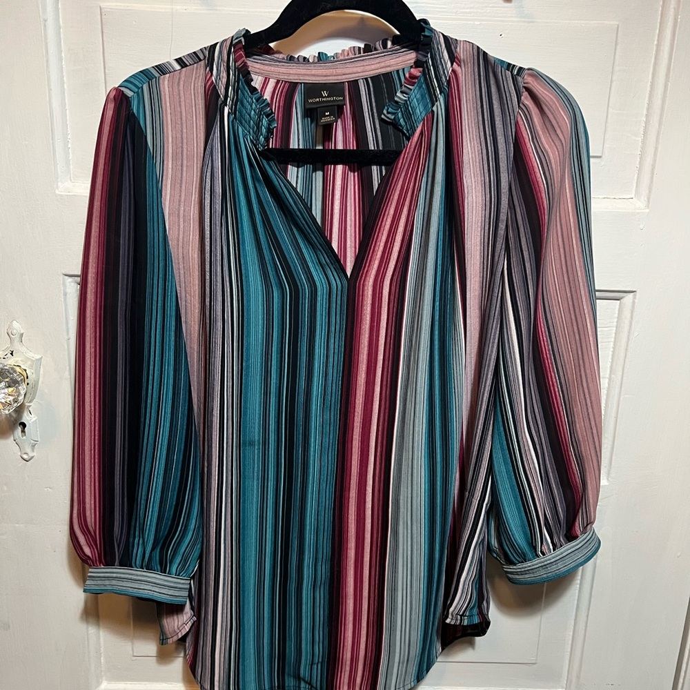 Worthington Blue and Pink Graphic Puff Sleeve Blouse